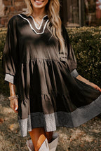 Jungle Green Contrast Stitched V Neck 3/4 Sleeve Tiered Mini Dress